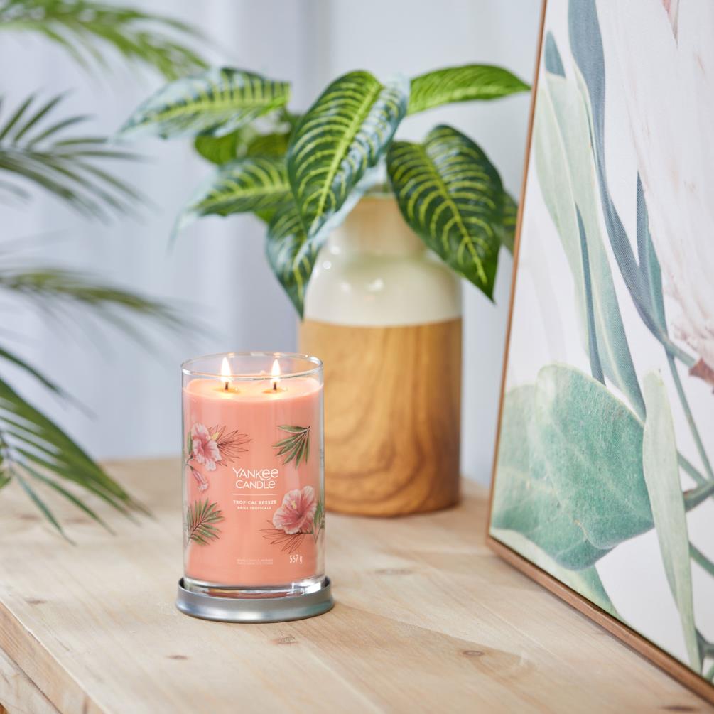 Yankee Candle Tropical Breeze Large Tumbler Jar Extra Image 1